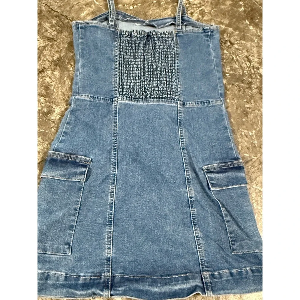 Celebrity Pink Smocked Back Denim Cargo Mini Dress Pockets Sz Small